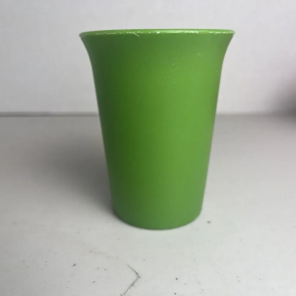 Tupperware Vintage Style Bell Tumblers 7oz Kids Cups Lot Harvest Primary COLORS